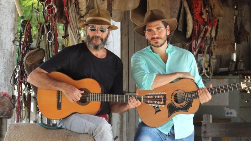 Trindade em 'Pantanal', Gabriel Sater celebra parceria com o pai