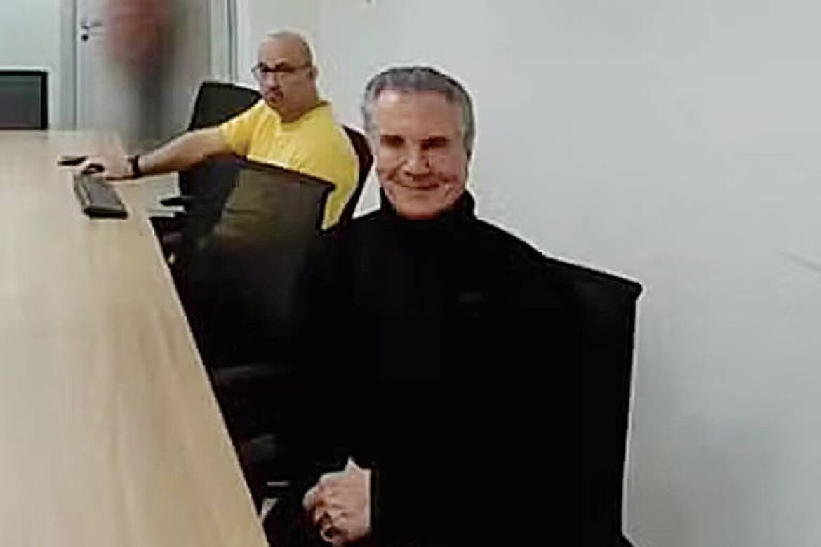 110830766-fernando-collor-durante-audiencia-de-custodia-na-sede-da-policia-federal-em-maceio-ant.jpg